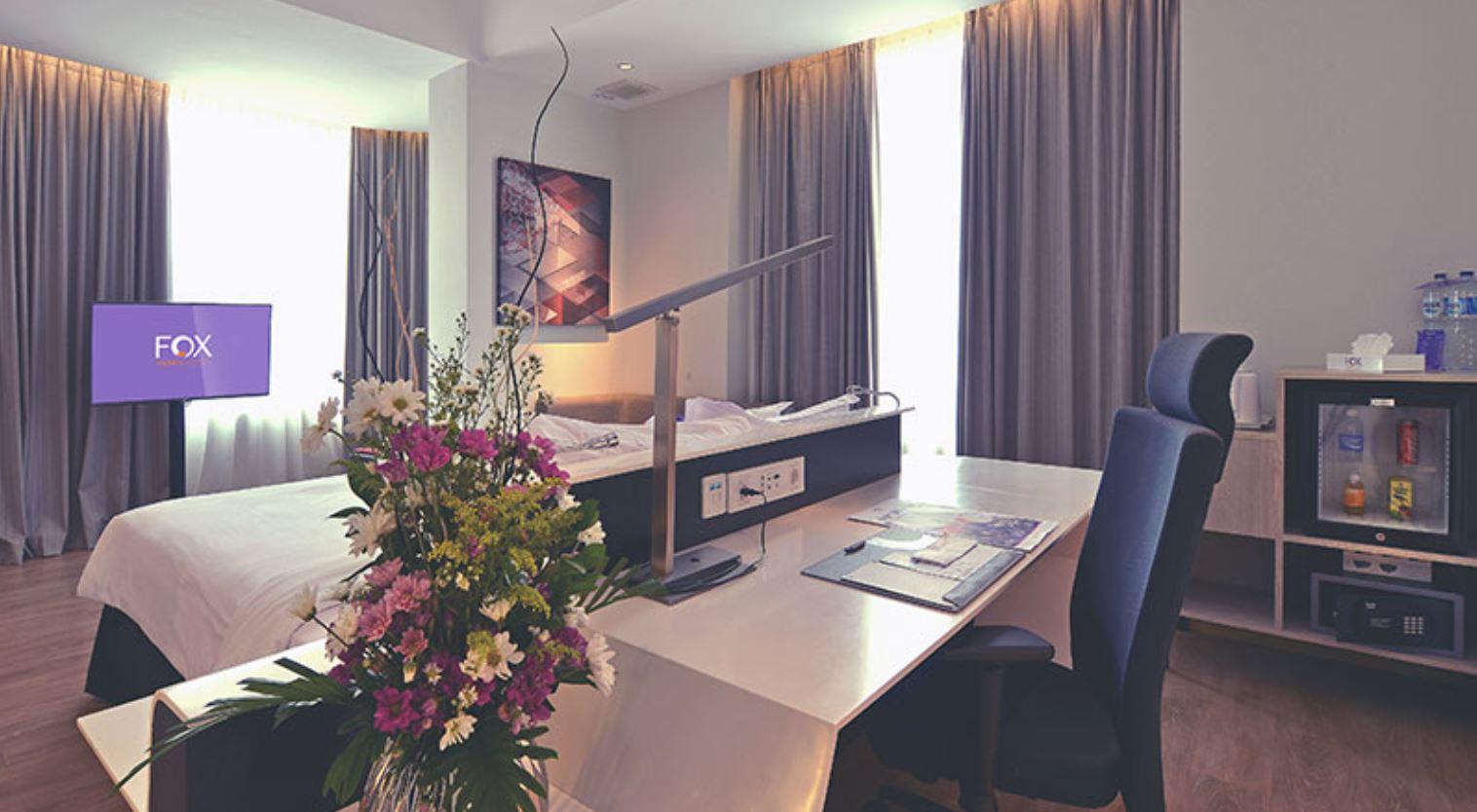 Fox Hotel Pekanbaru Buitenkant foto