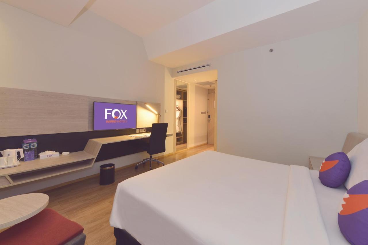 Fox Hotel Pekanbaru Buitenkant foto